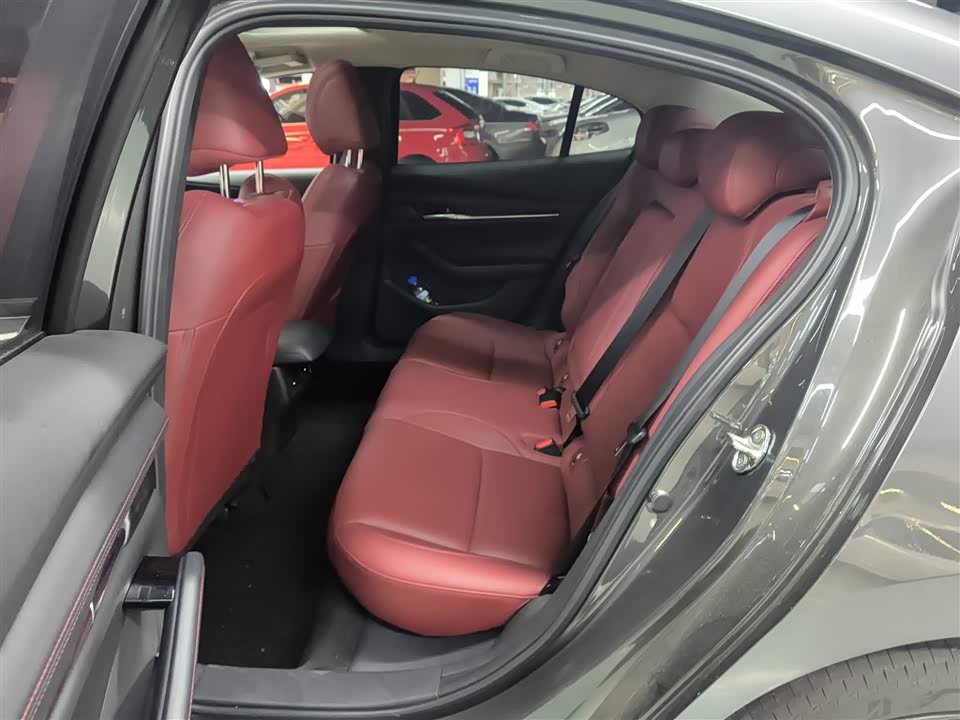 Mazda 3 Angkesaila Mazda 3 Angkesaila