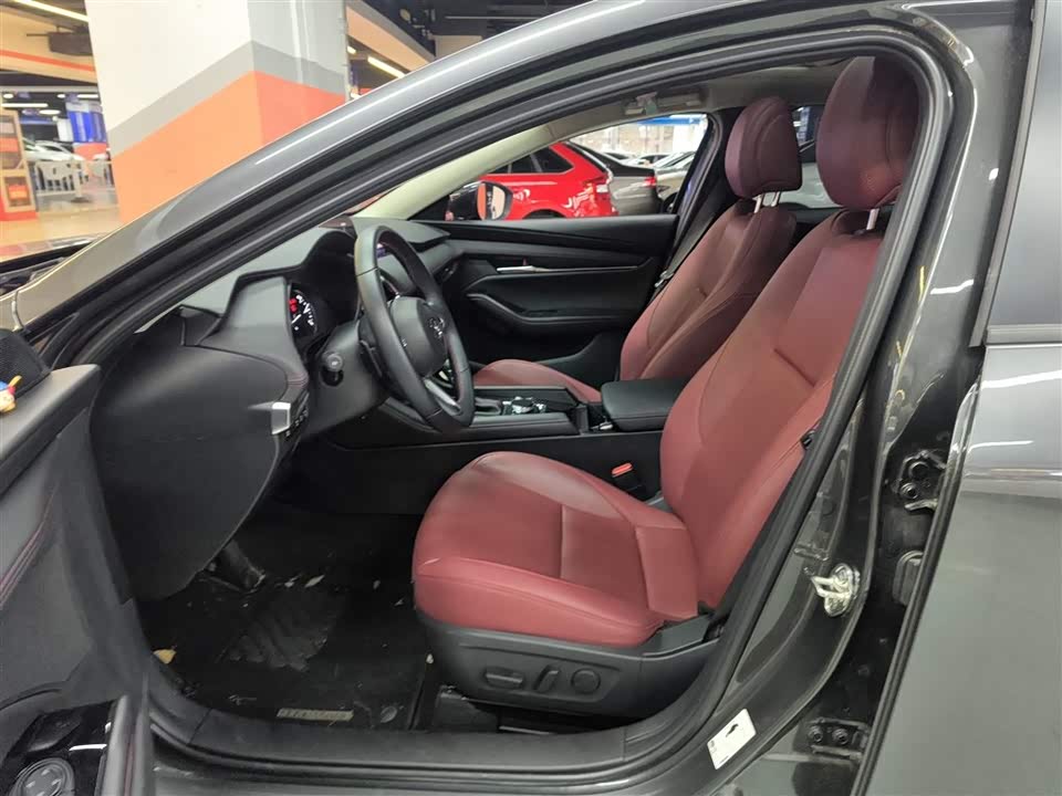 Mazda 3 Angkesaila Mazda 3 Angkesaila
