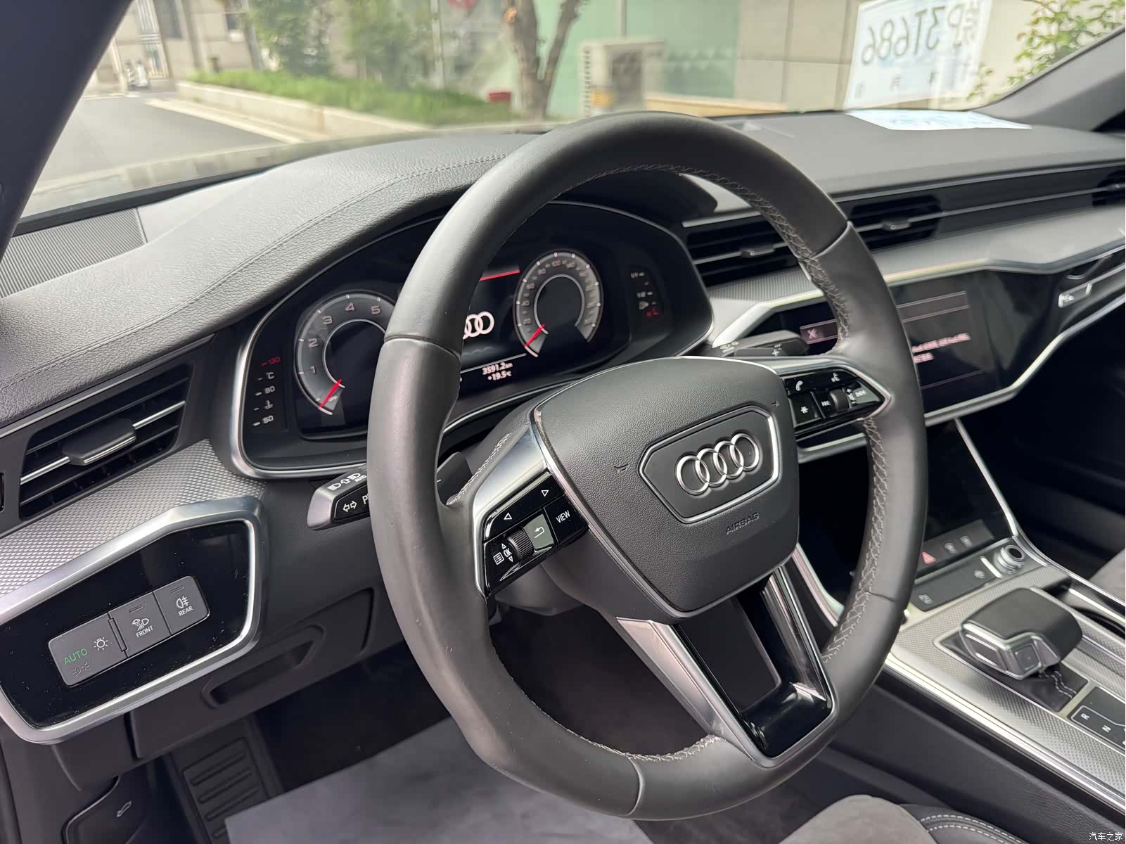 Audi A6L, 2021 24