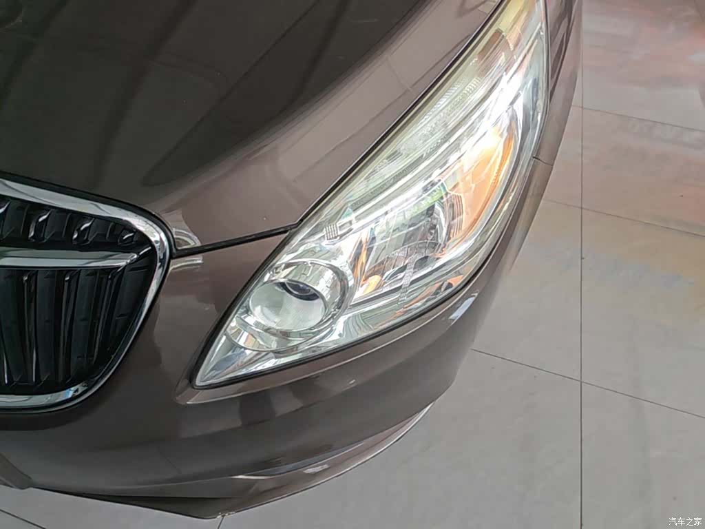 Buick GL8, 2019 24