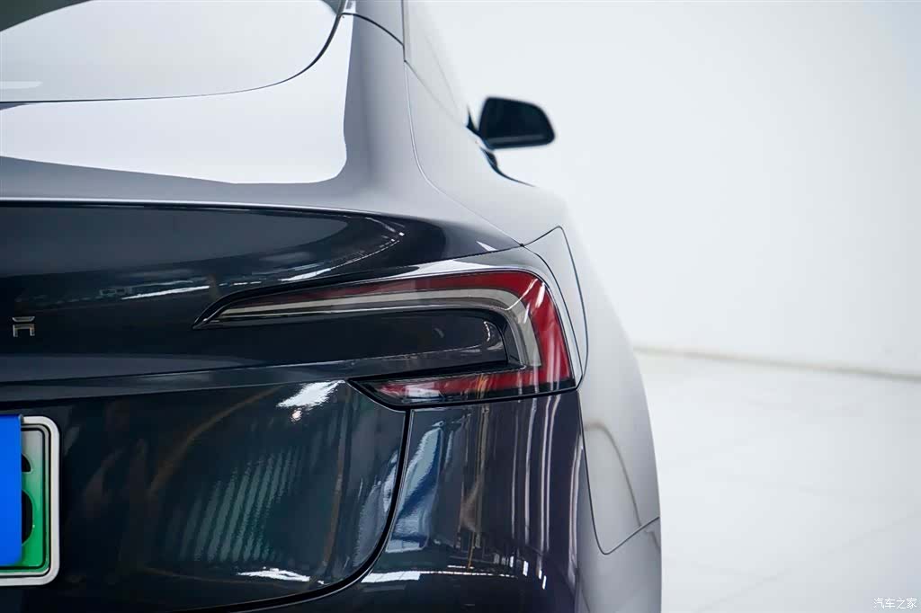 Tesla Model 3, 2024 20