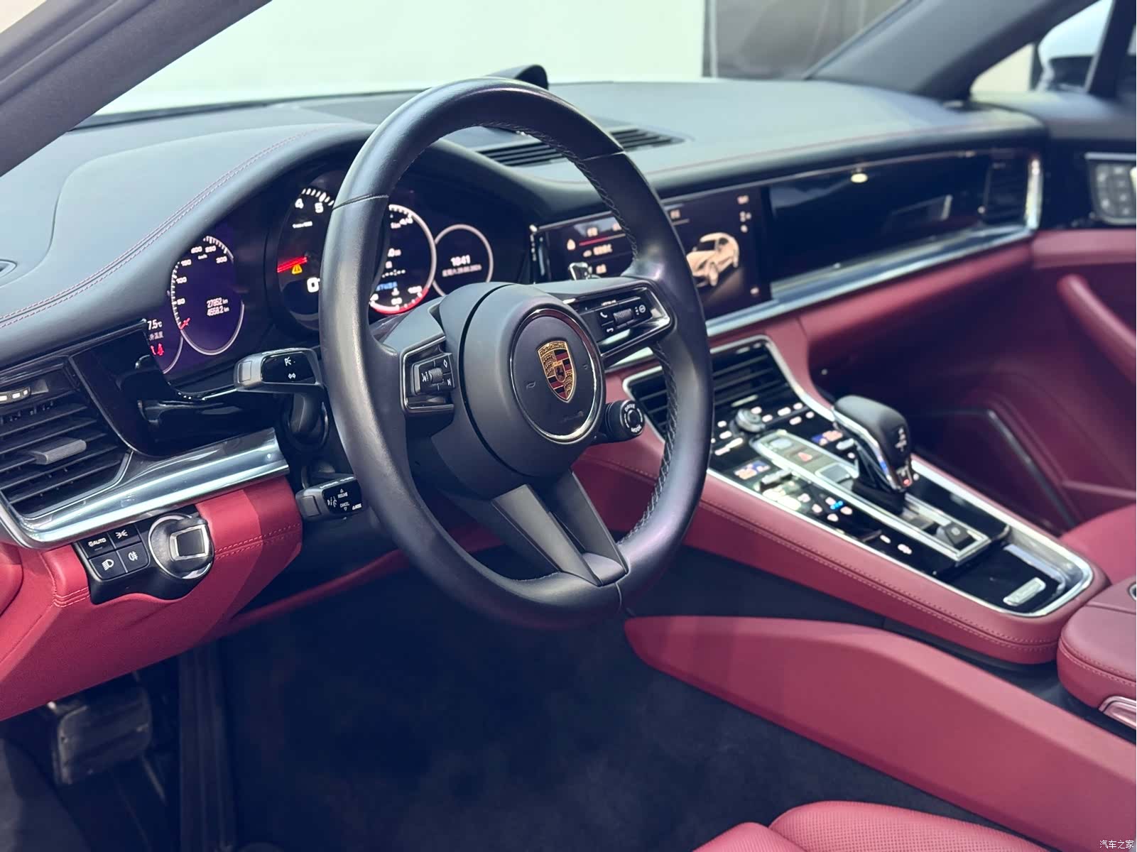 Porsche Panamera, 2023 14
