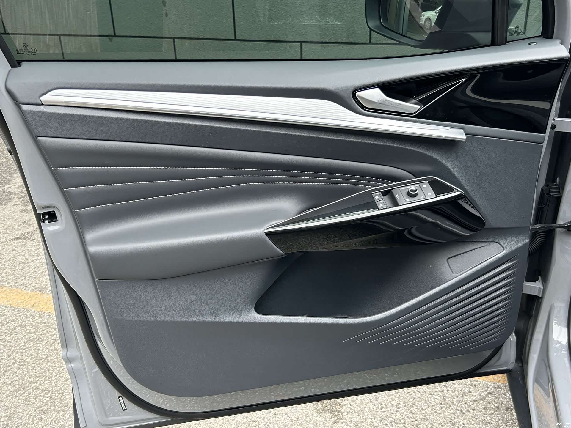 Volkswagen ID.4, 2024 все фото