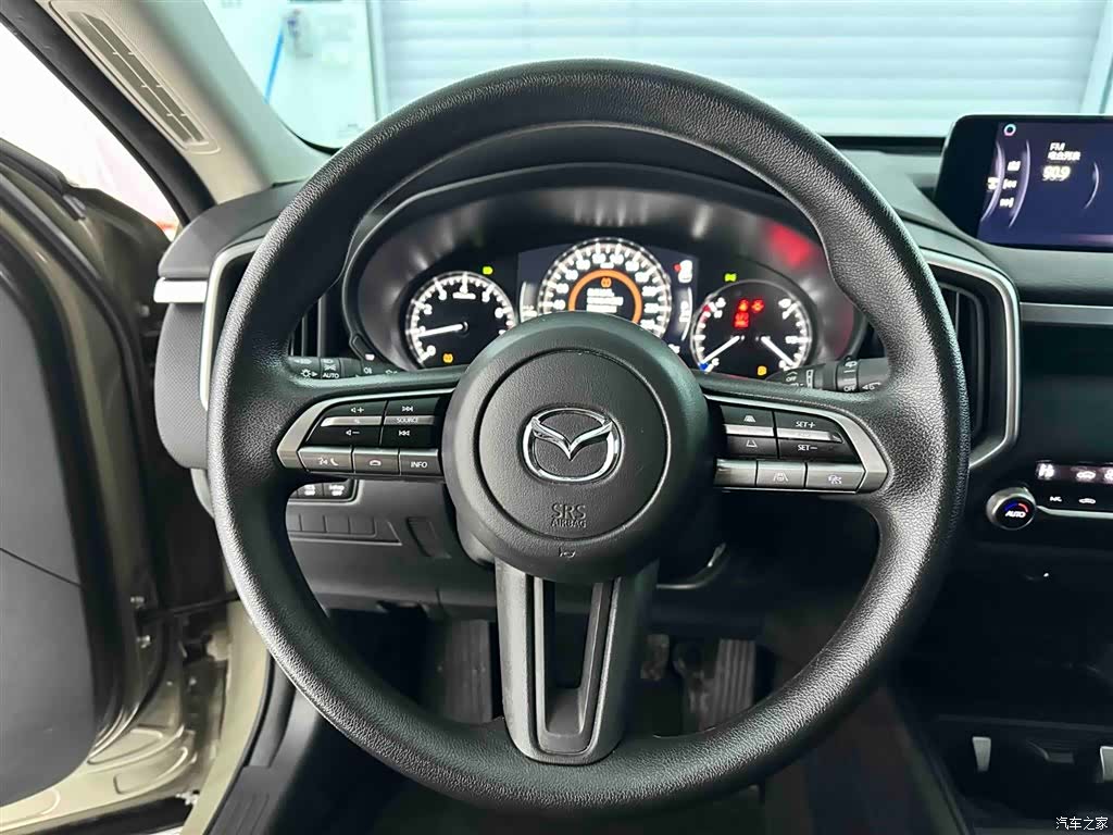Mazda CX-50, 2023 17