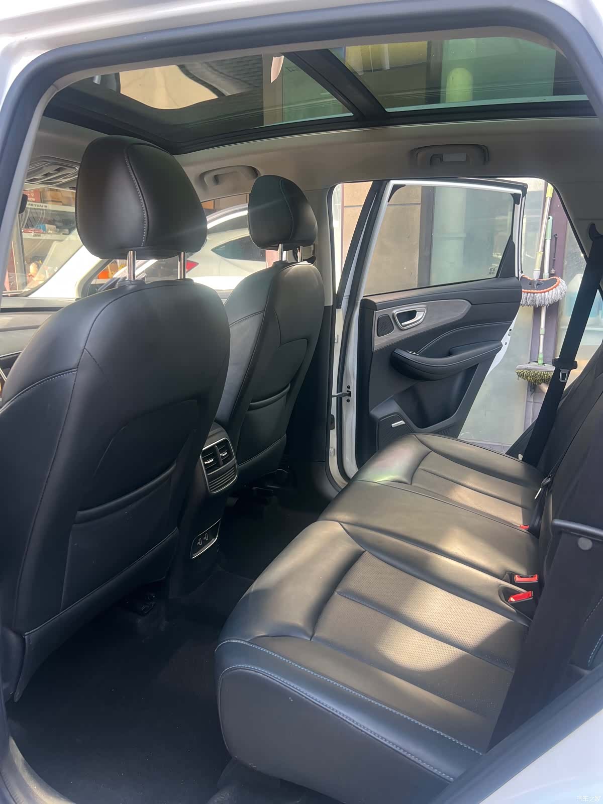 Roewe RX5, 2021 12