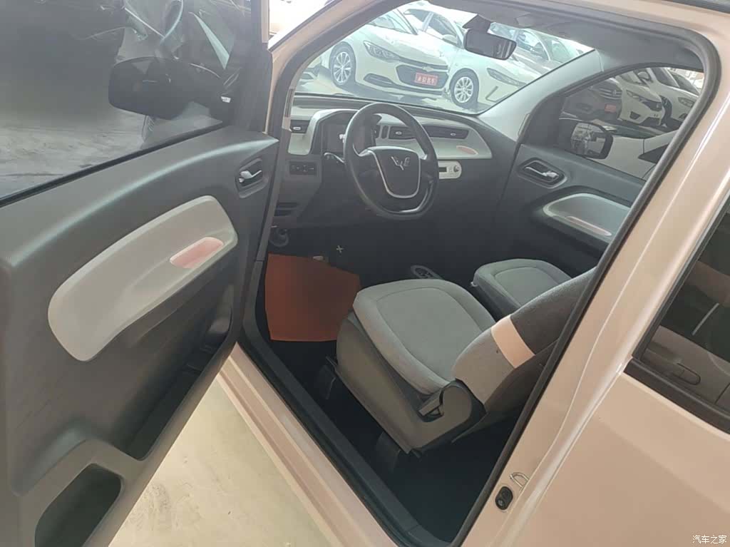 Wuling MINIEV, 2022 16