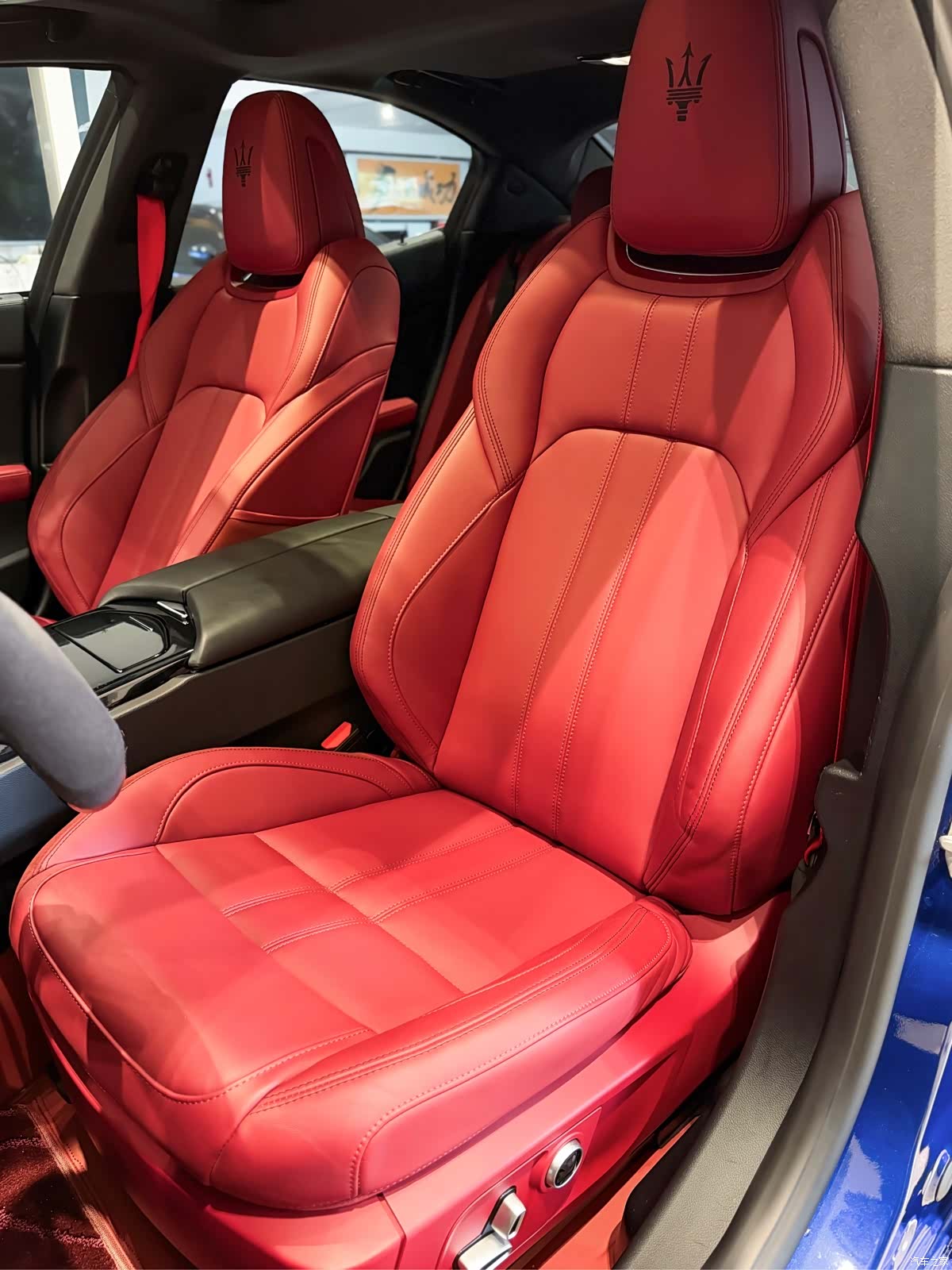 Maserati Ghibli, 2023 15