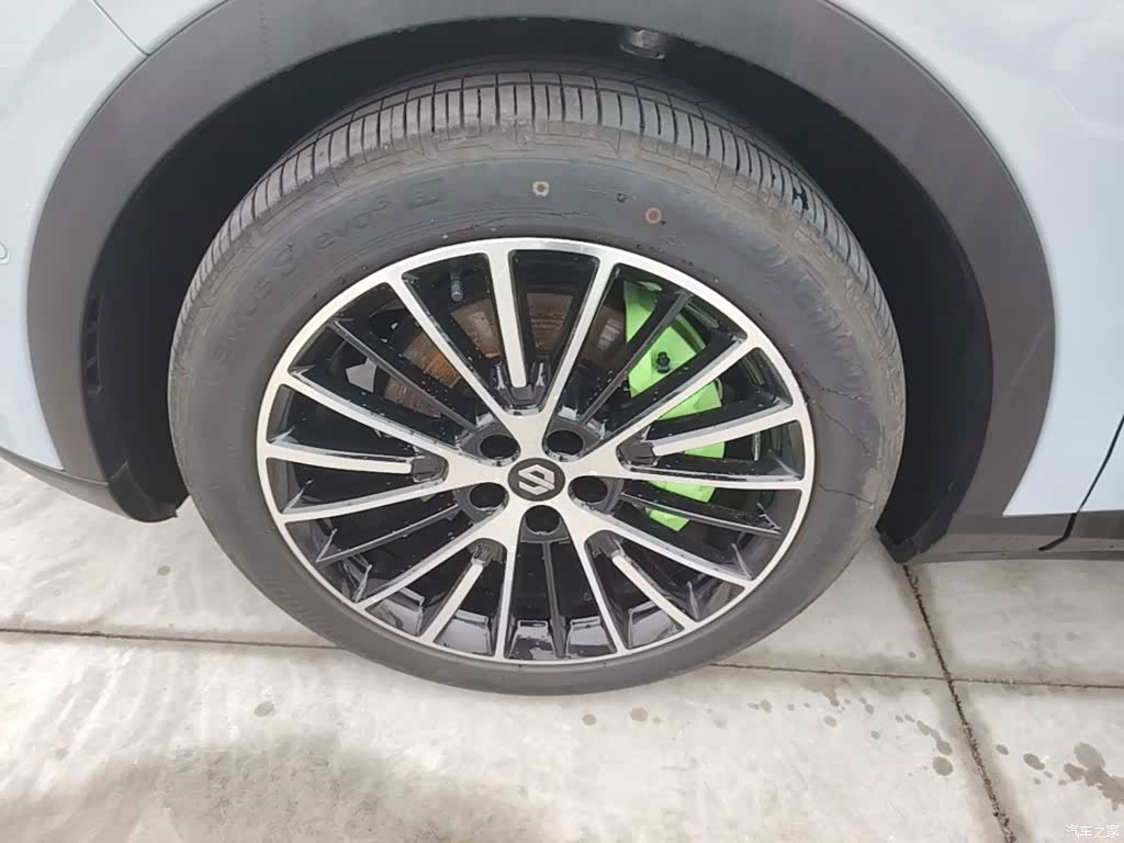 Leapmotor C11, 2025 23