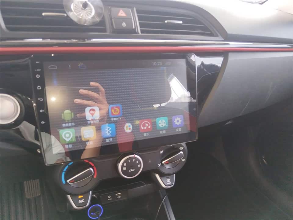 Kia KX CROSS