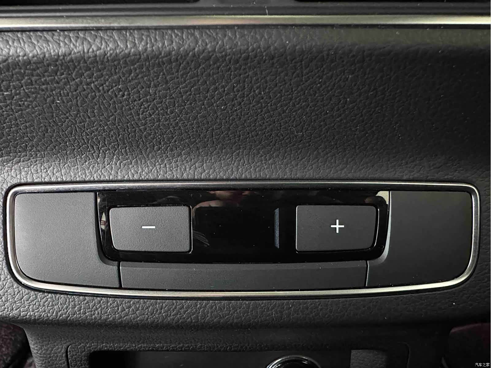 Audi Q5L, 2023 10