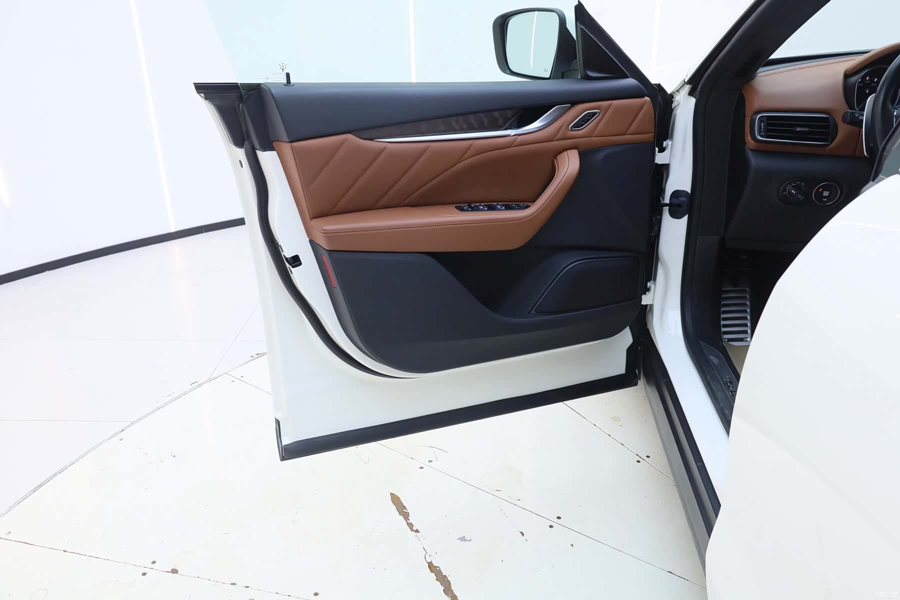 Maserati Levante, 2019 15