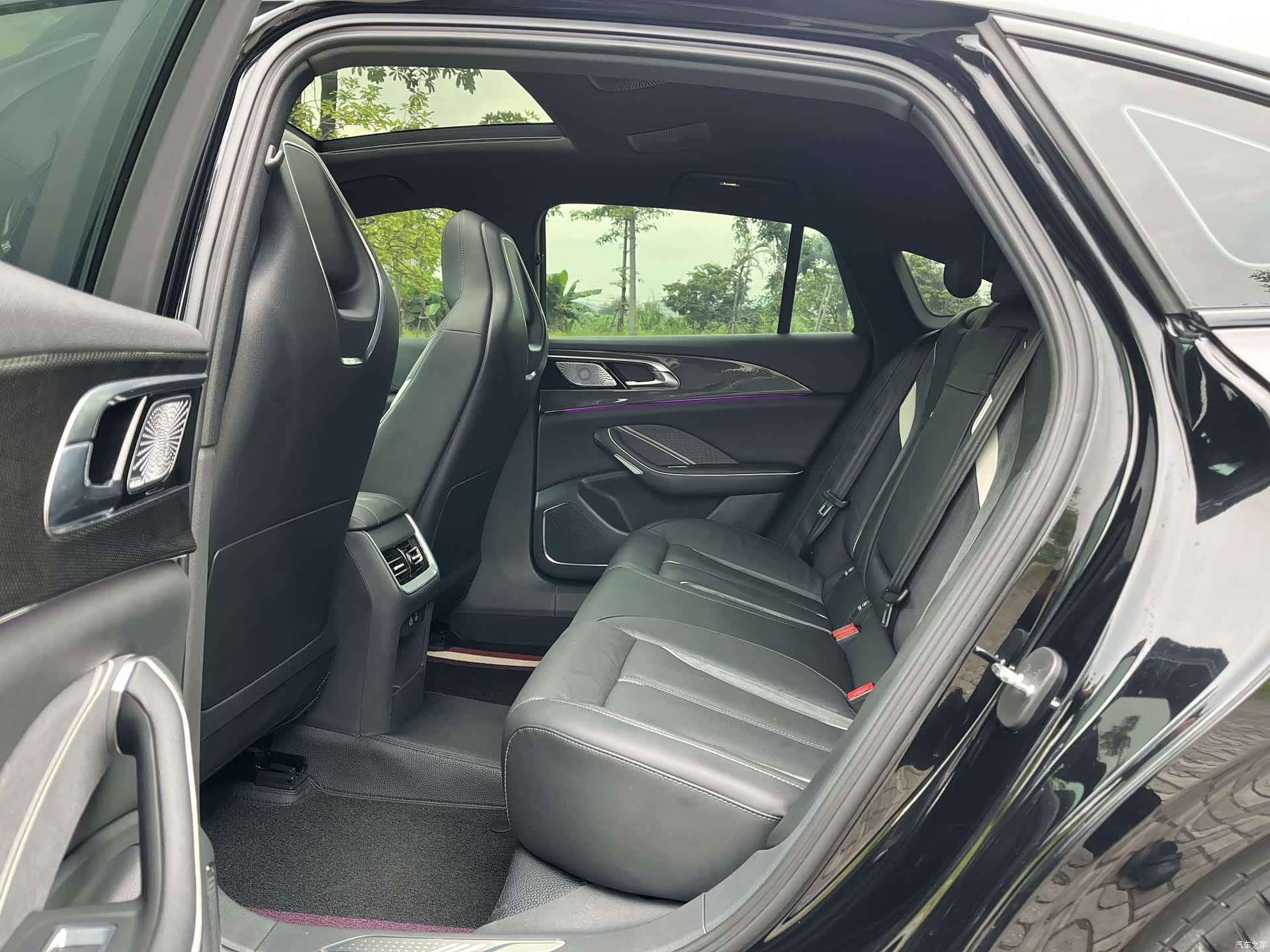 Hongqi H6, 2023 13