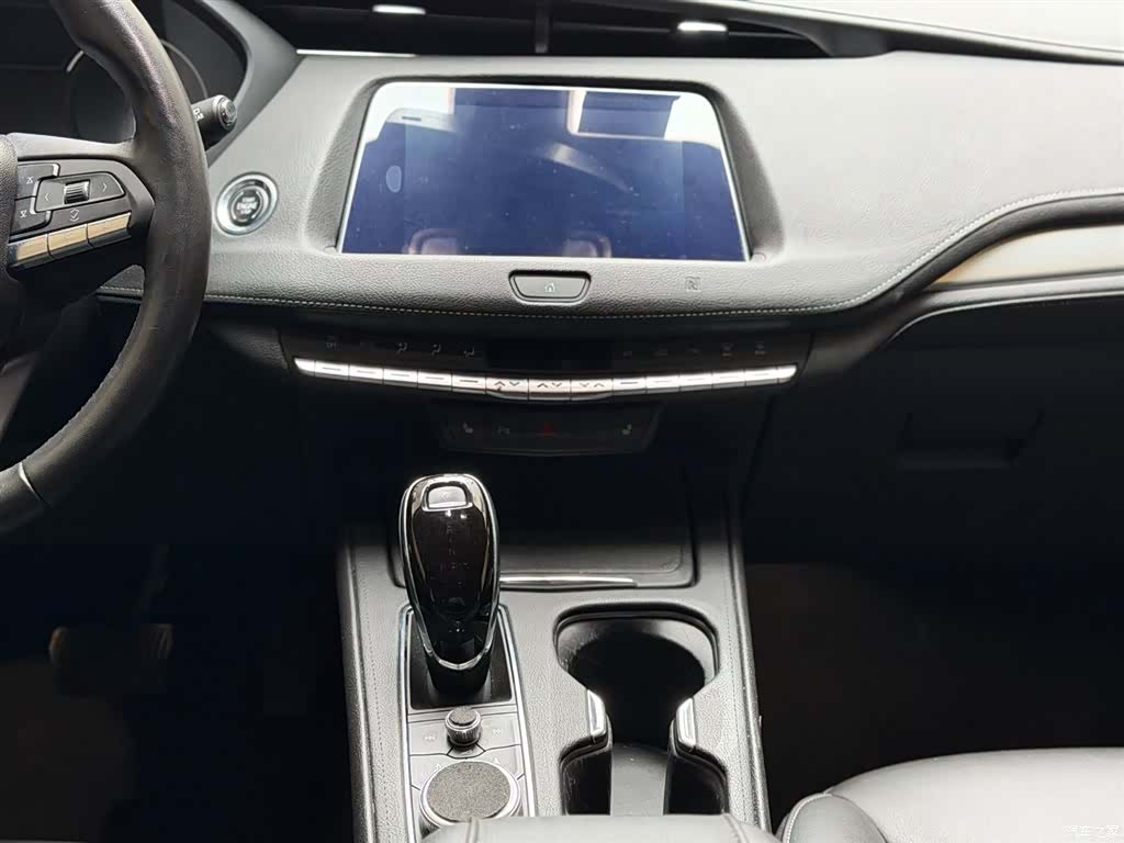 Cadillac XT4, 2020 9