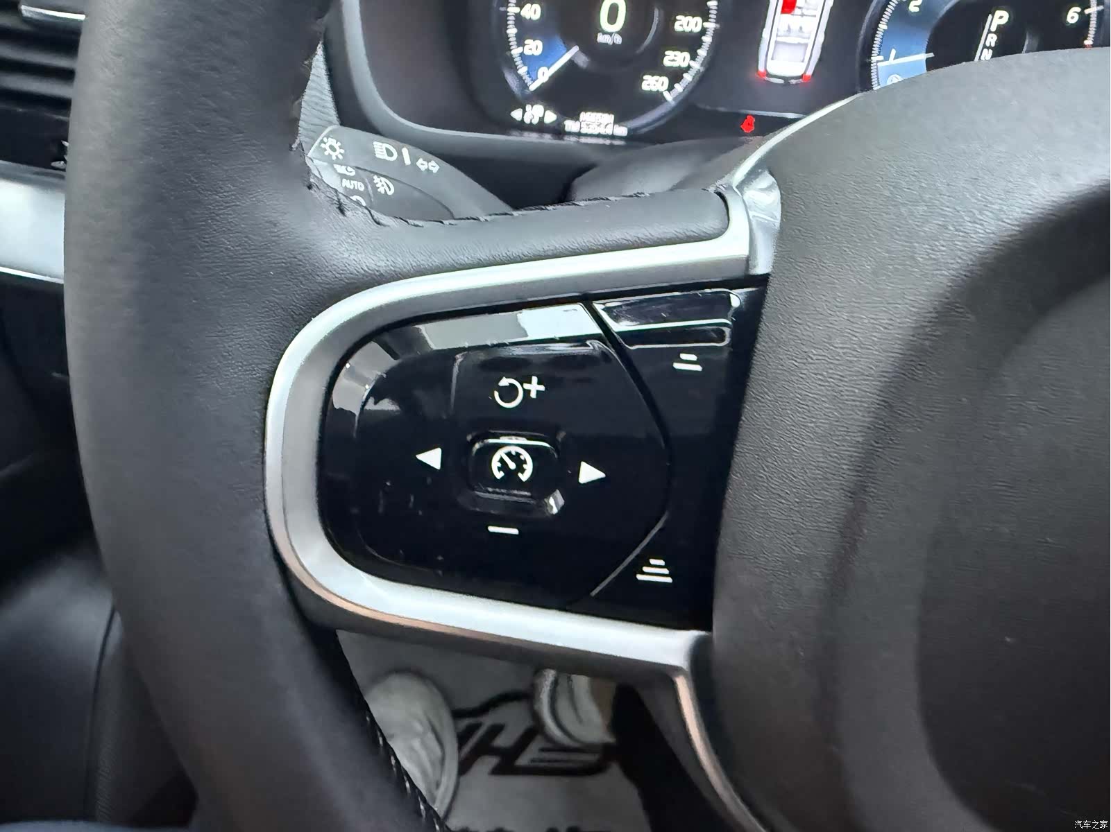 Volvo XC90, 2017 13