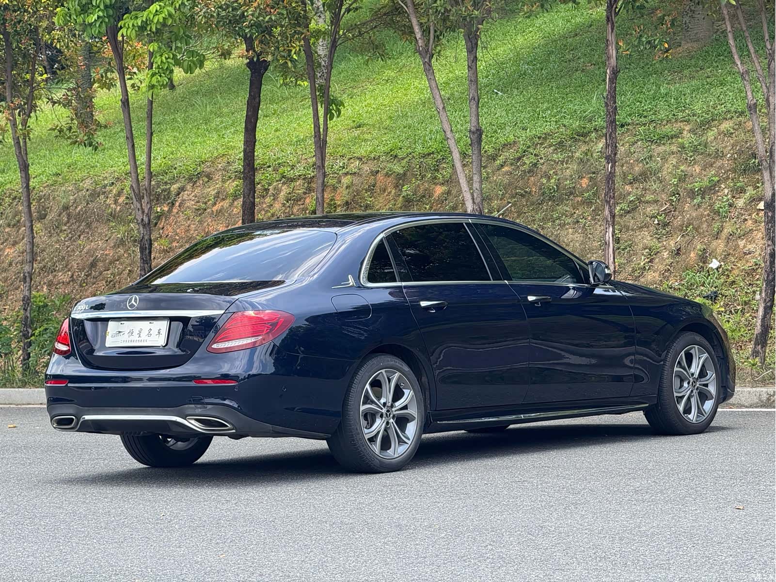 Mercedes-Benz E-Class, 2019 9