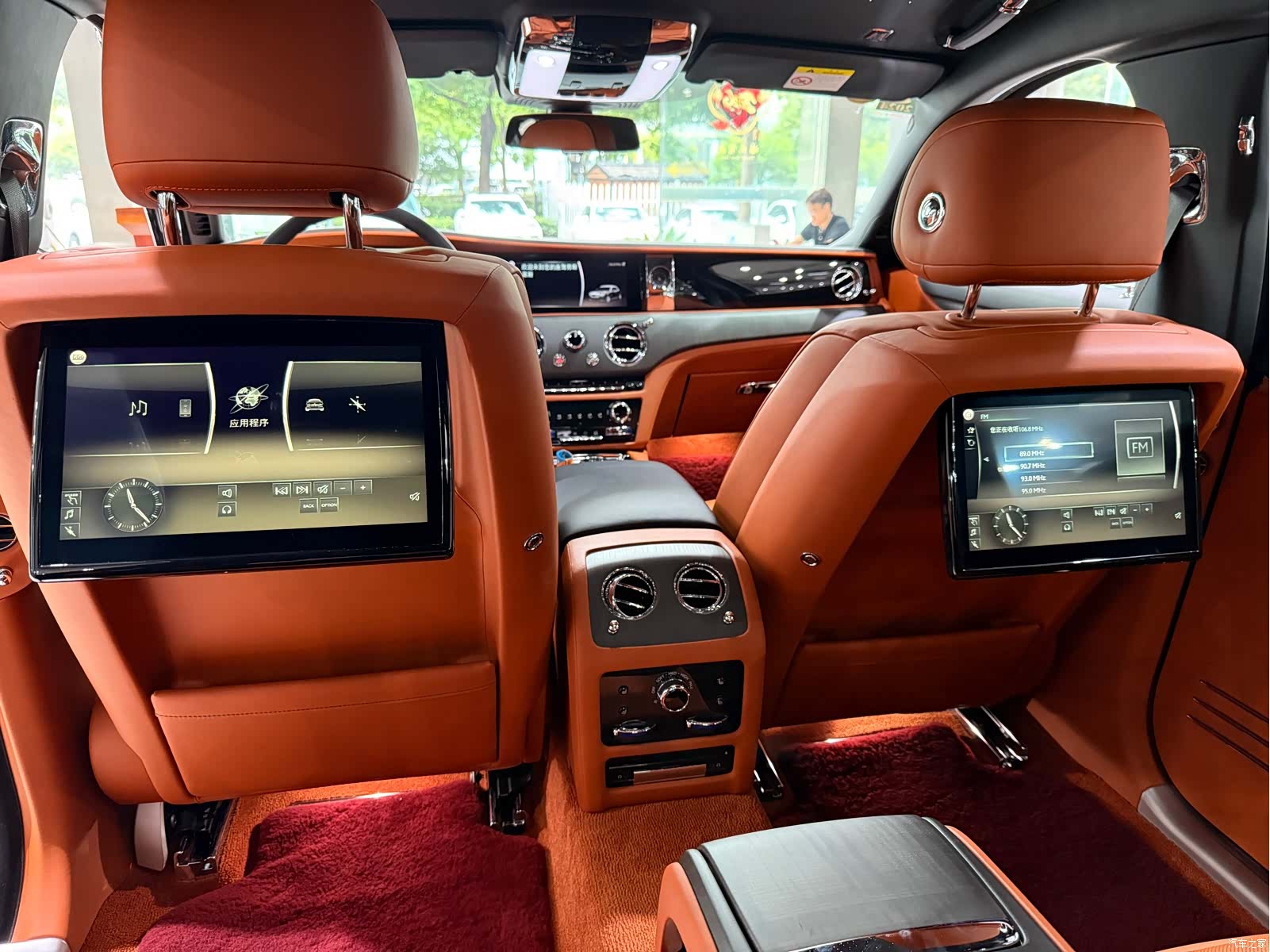 Rolls-Royce Ghost, 2022 12