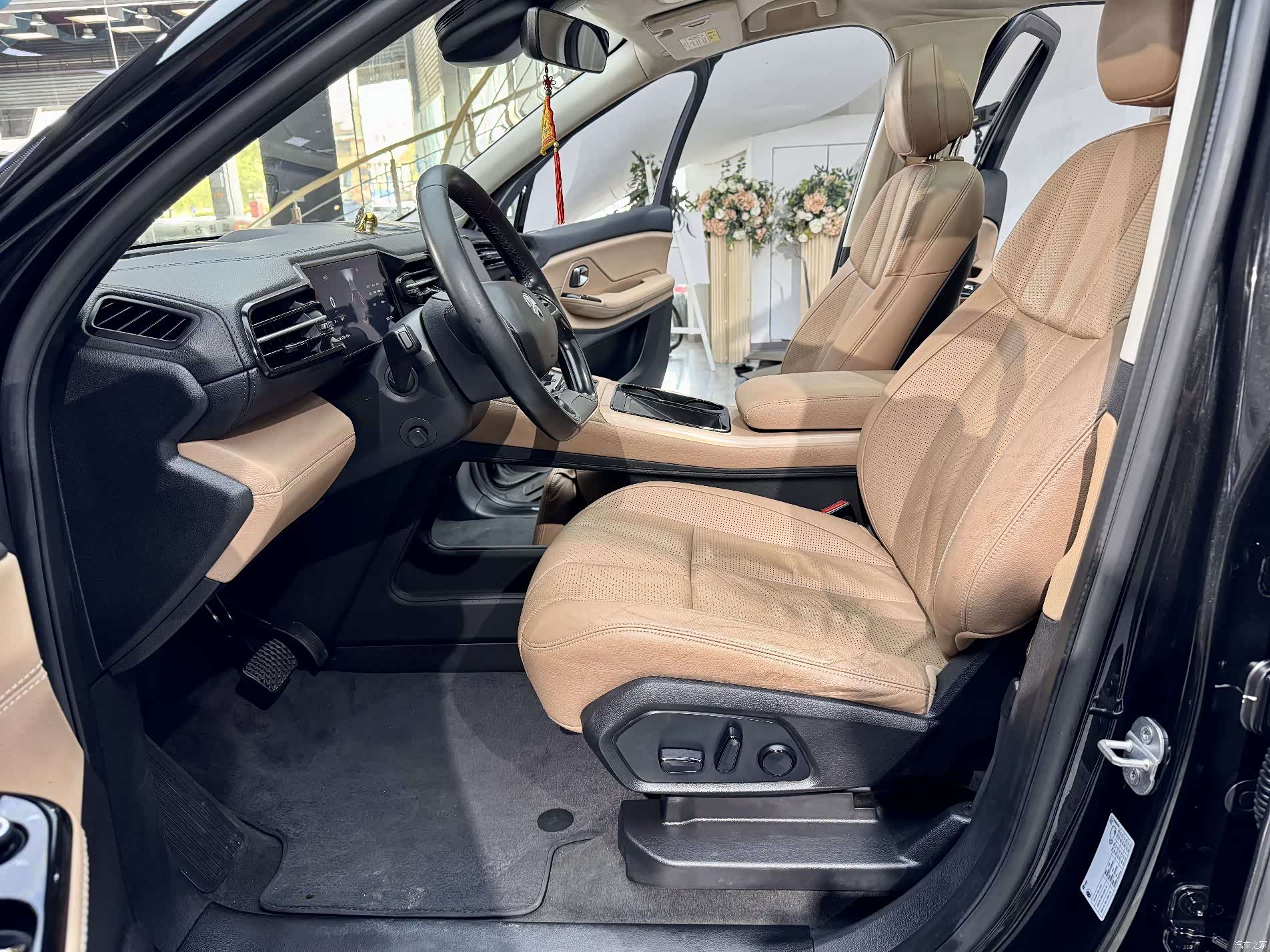 NIO ES8, 2019 8