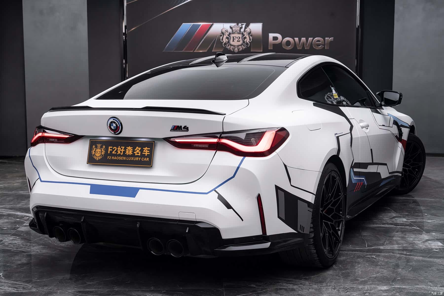 BMW M4, 2023 все фото