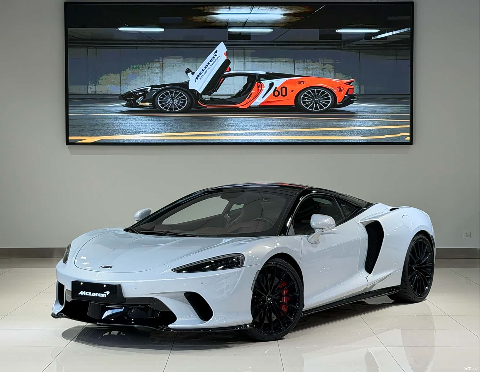 McLaren GT