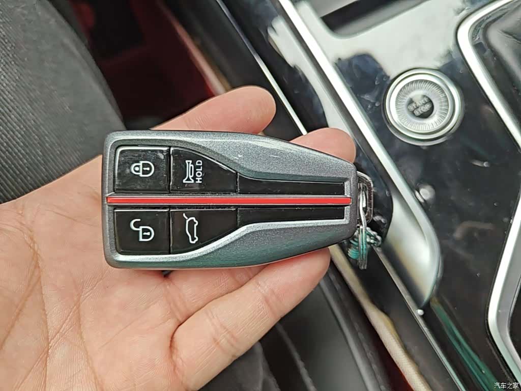 Hongqi HS5, 2022 17