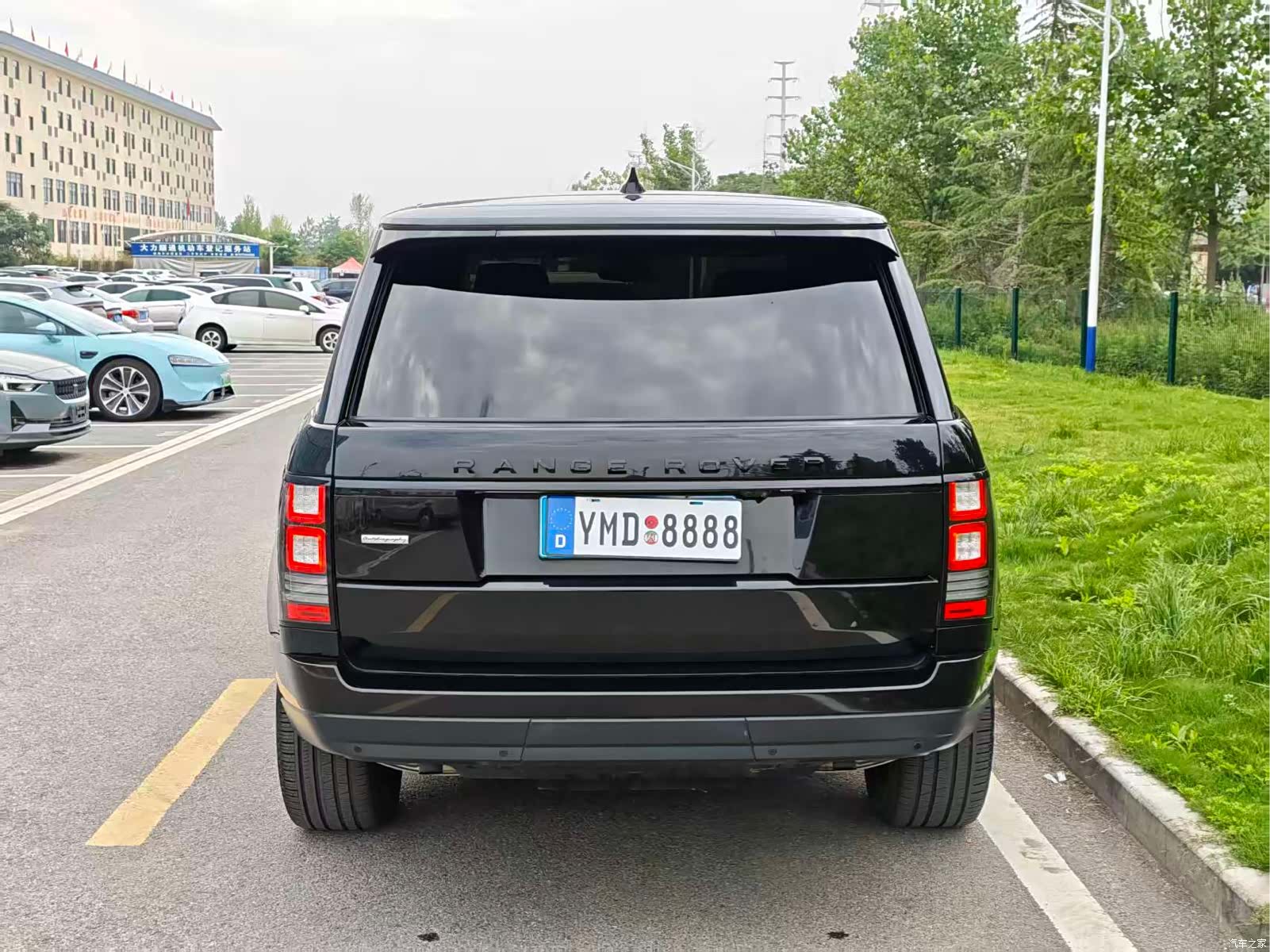 Land Rover Range Rover, 2018 все фото