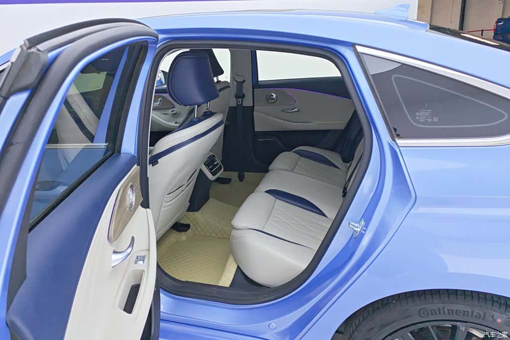 Chery Arrizo 8, 2022 11