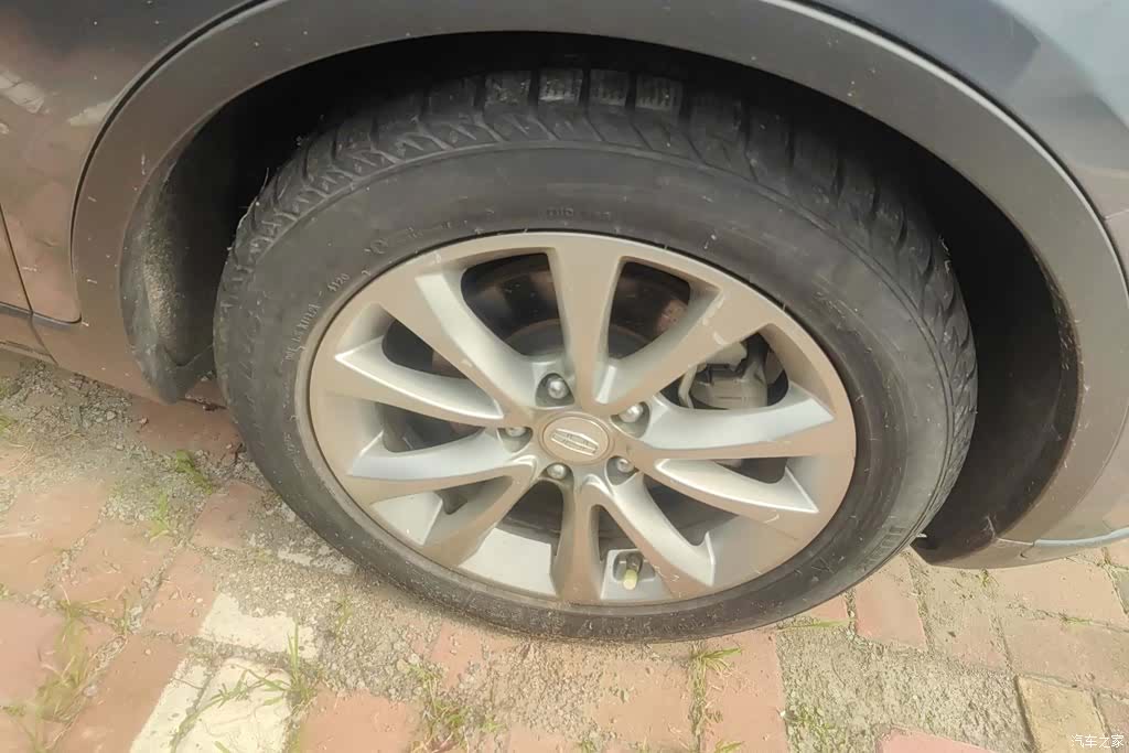 Geely Emgrand, 2016 6