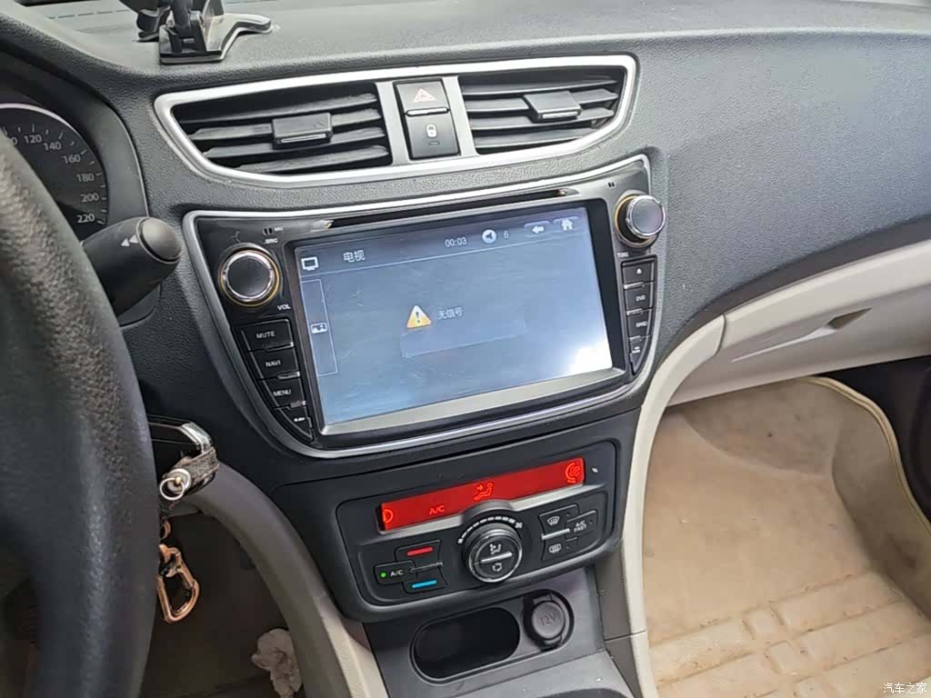 DongFeng L60, 2016 13