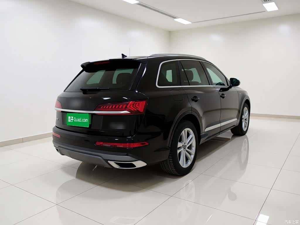 Audi Q7, 2023 6
