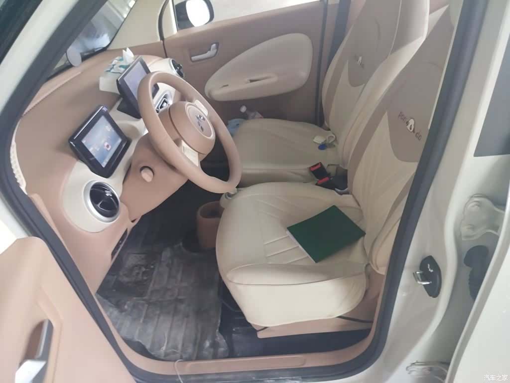 Wuling MINIEV, 2025 11