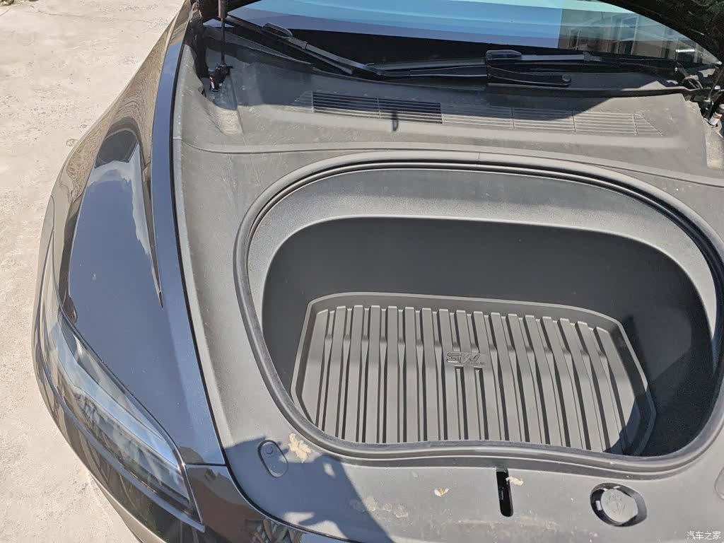 Tesla Model 3, 2026 22
