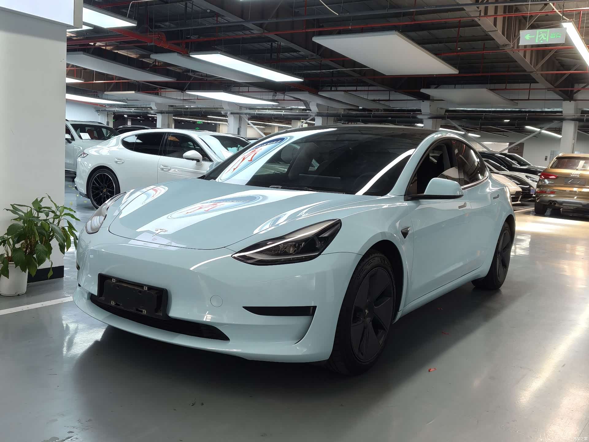Tesla Model 3, 2022 1