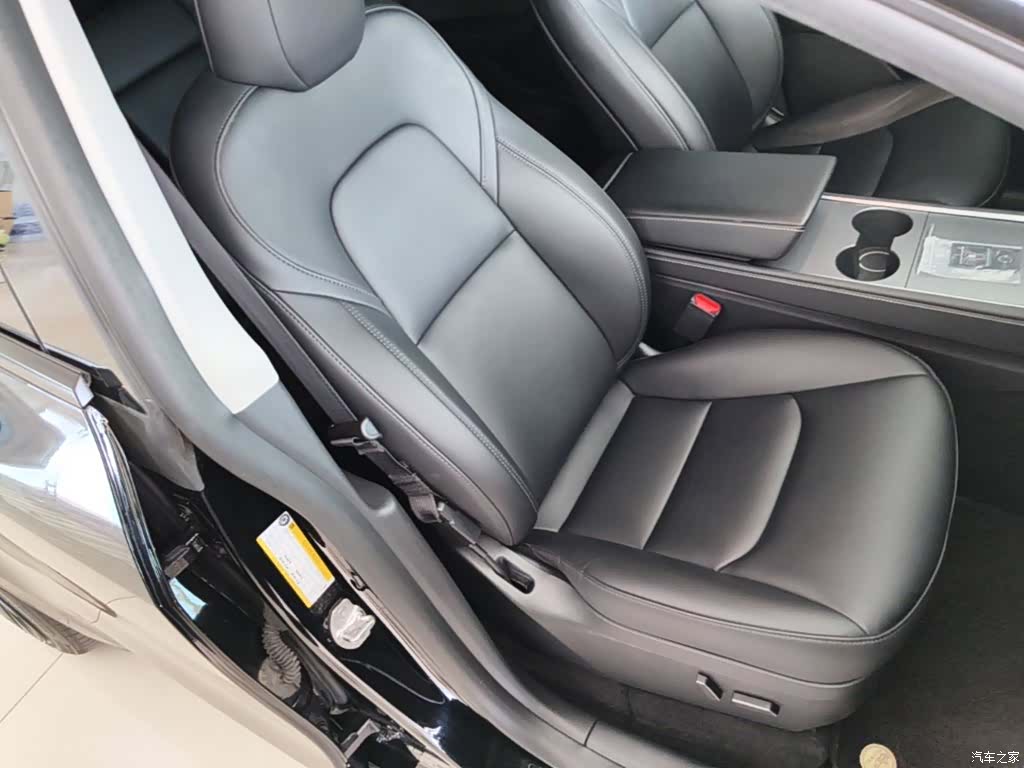 Tesla Model Y, 2024 25