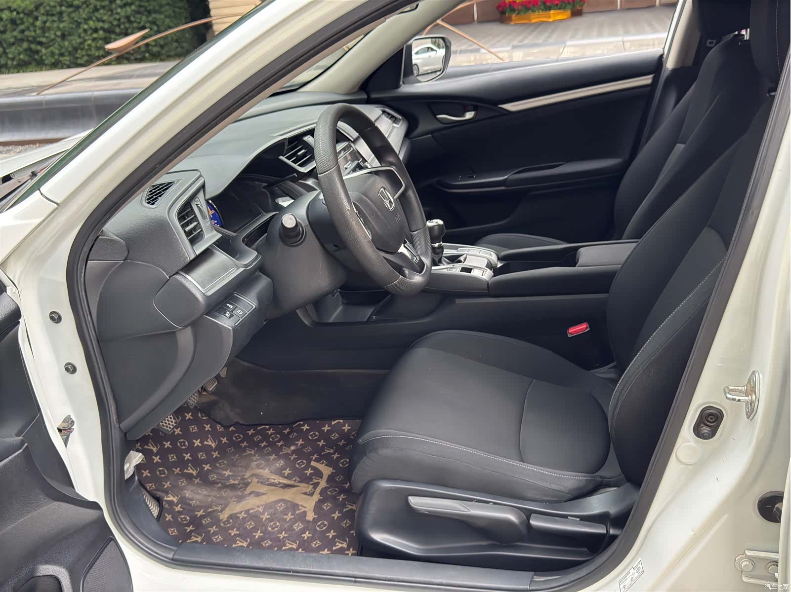 Honda Civic, 2017 8