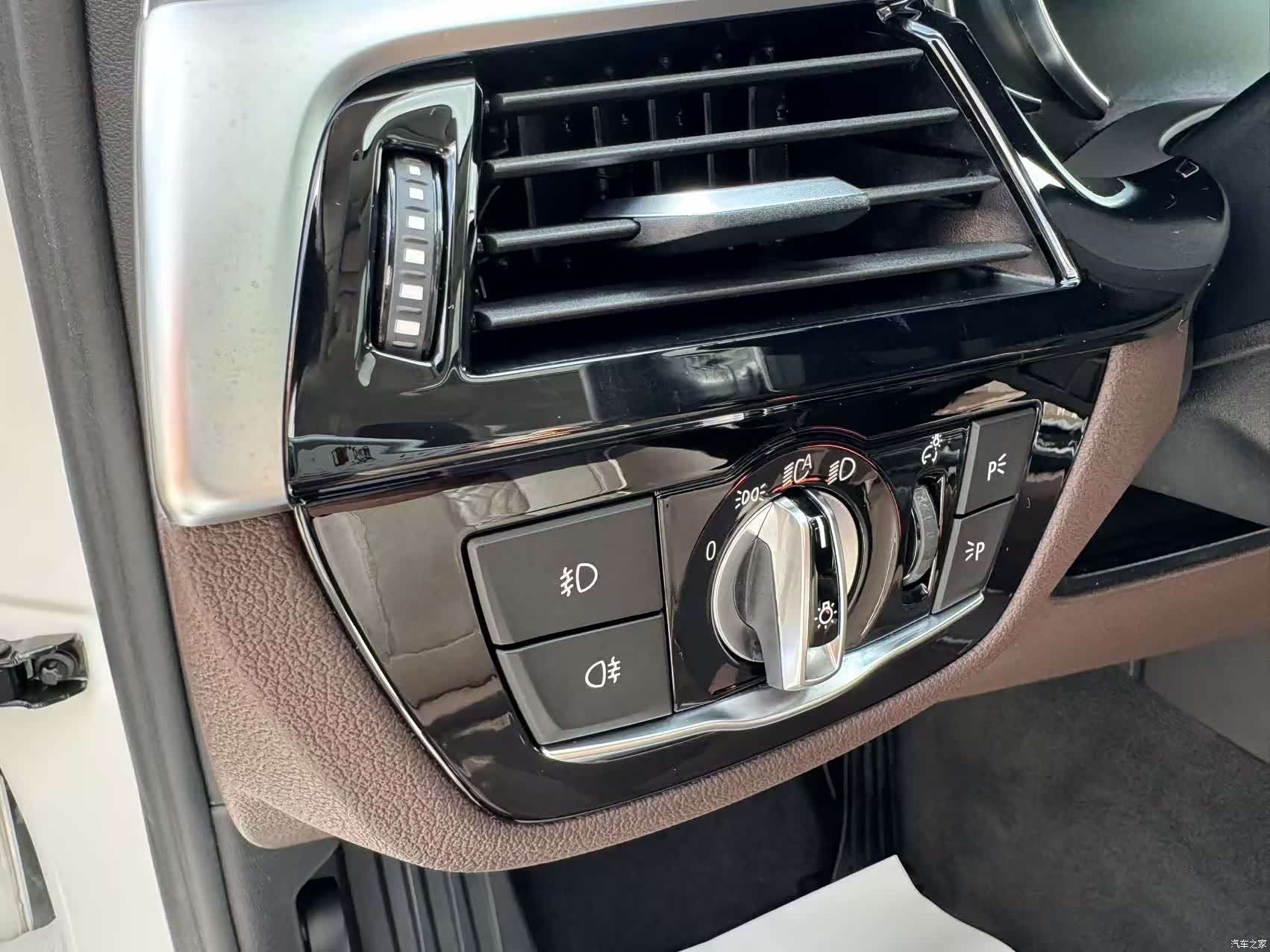 BMW 5 Series, 2018 23
