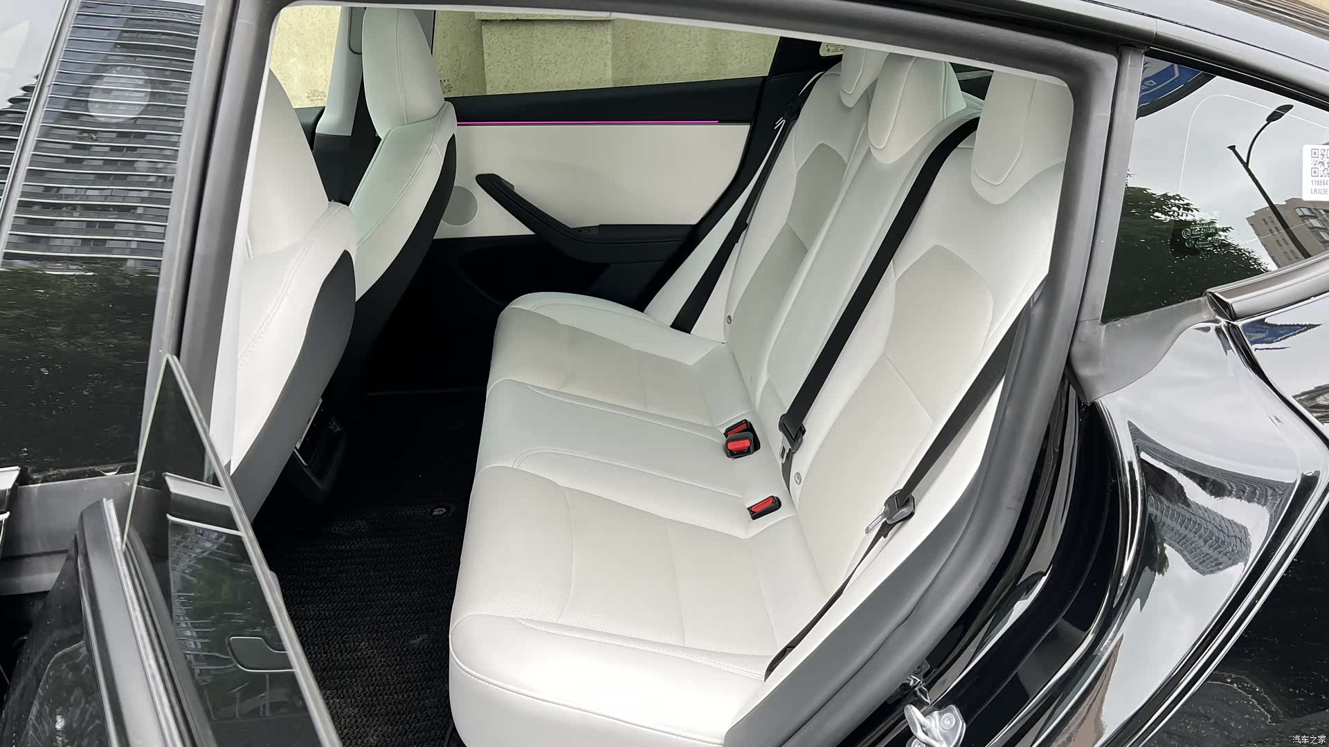 Tesla Model 3, 2026 12