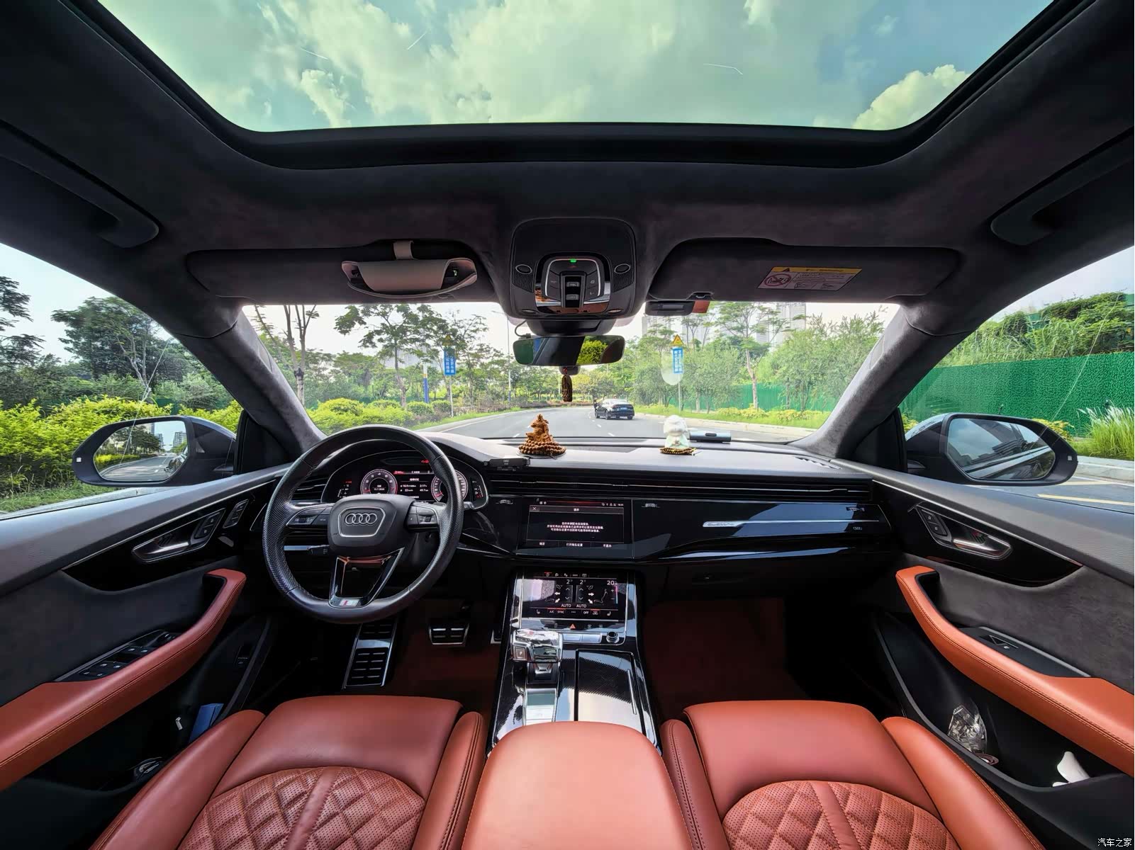 Audi Q8, 2021 12