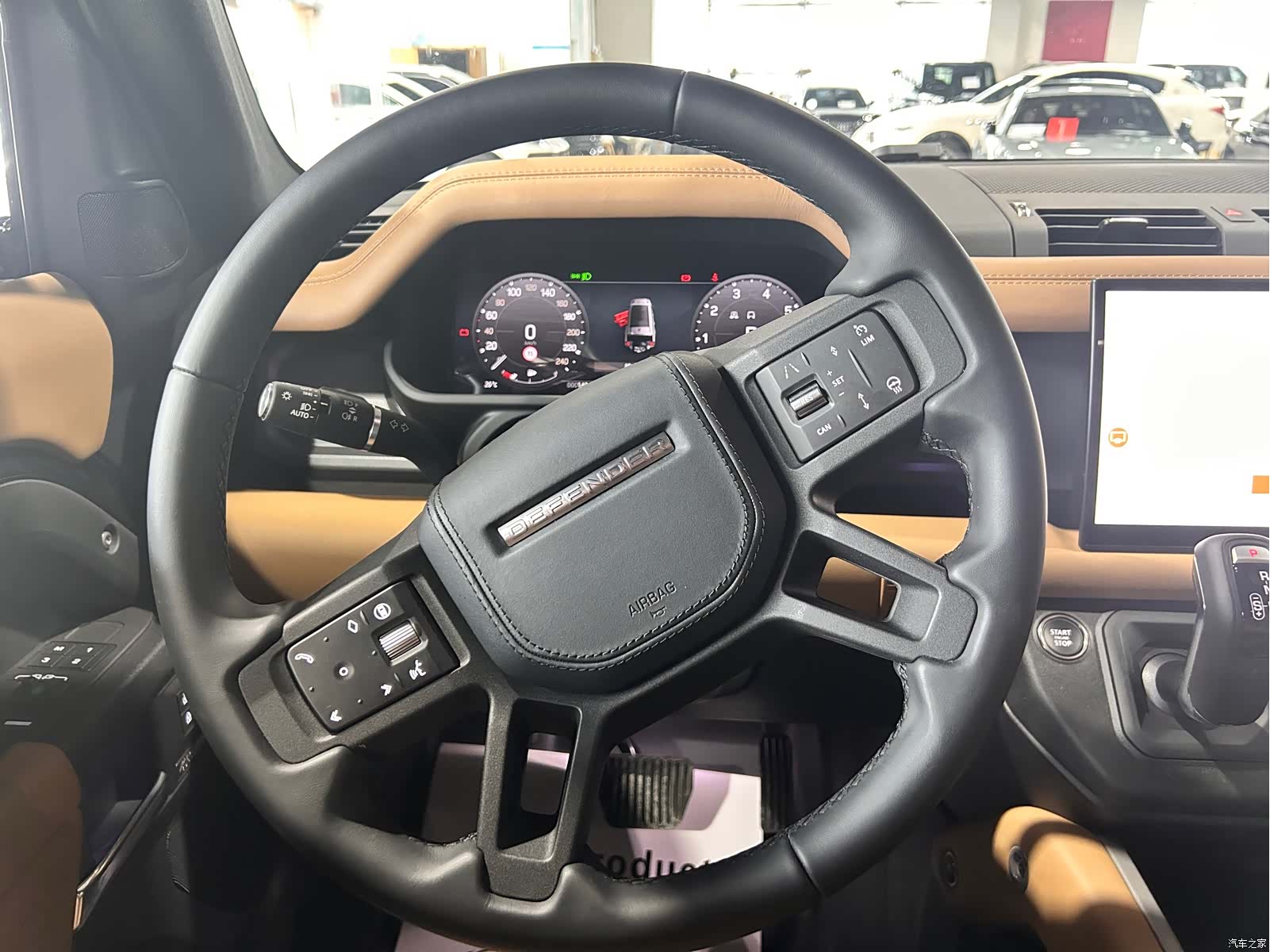 Land Rover Defender, 2025 8