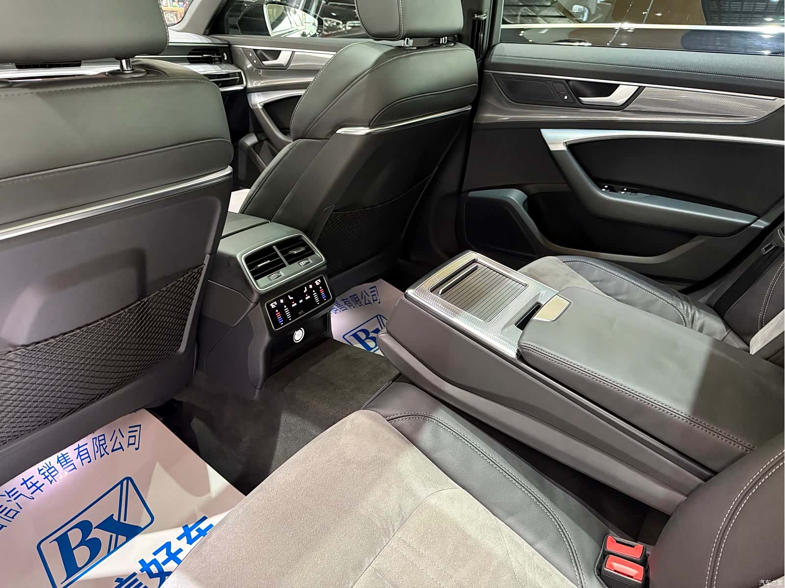 Audi A6L, 2020 24