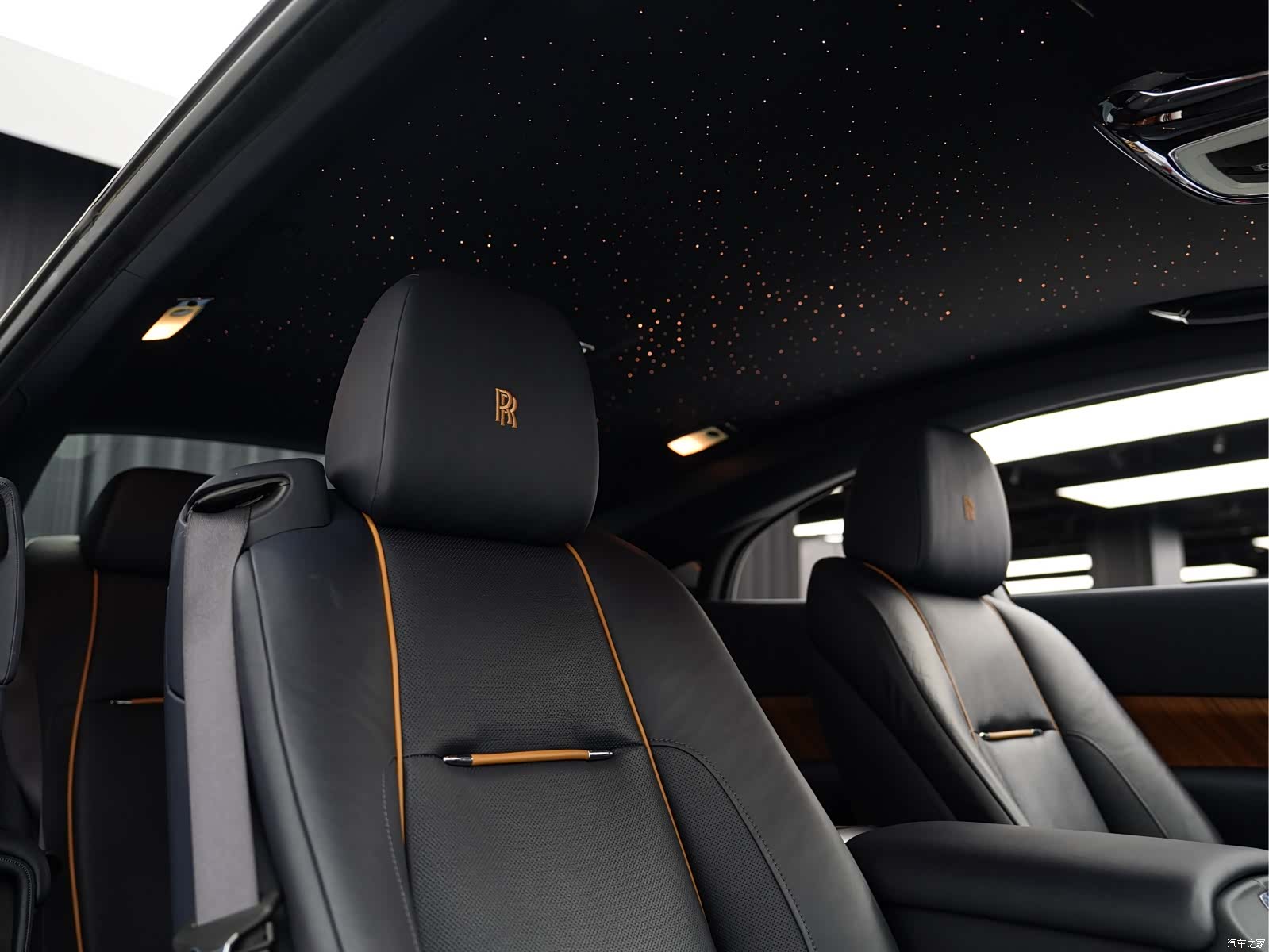 Rolls-Royce Wraith, 2014 13