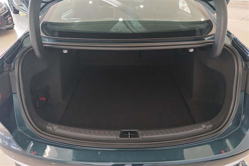 Ford Mondeo, 2024 4