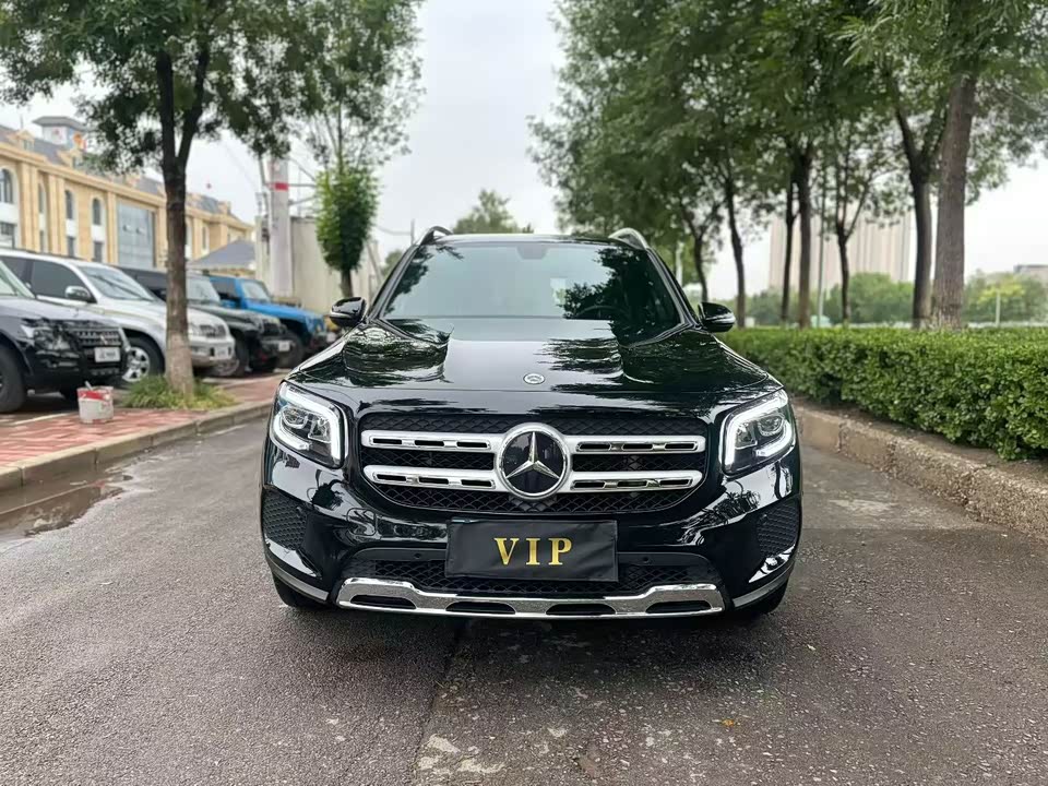 Mercedes-Benz GLB