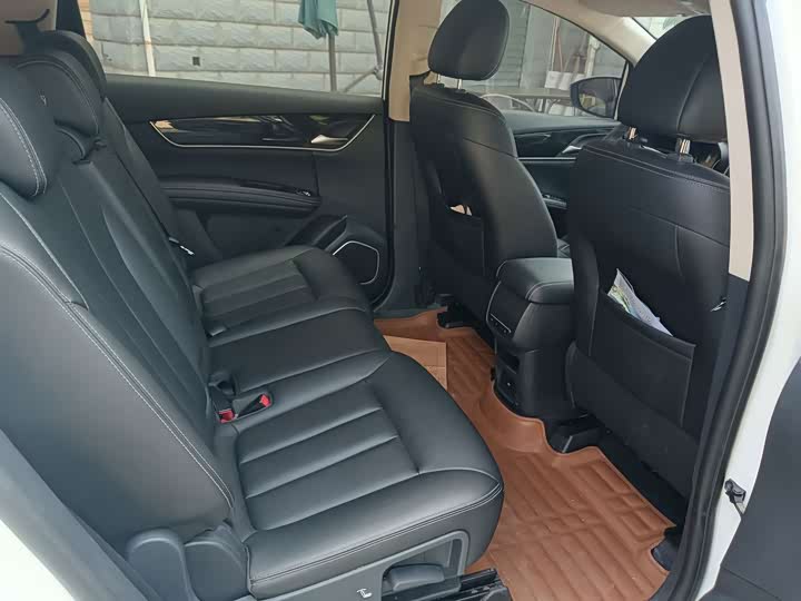 BYD Song MAX 2017 1.5T МКПП zhi lian Люкс 7 seats