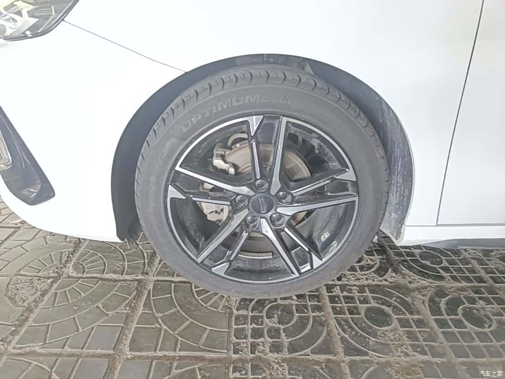 Geely Binray, 2022 23