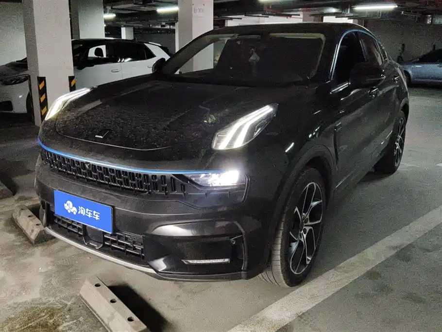 Lynk & Co 05