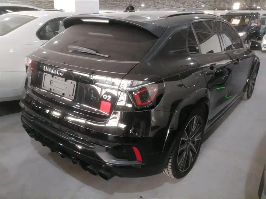 Lynk & Co 02 Hatchback