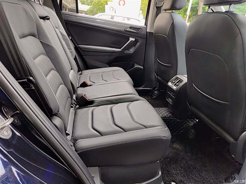 Volkswagen Tiguan L, 2021 11