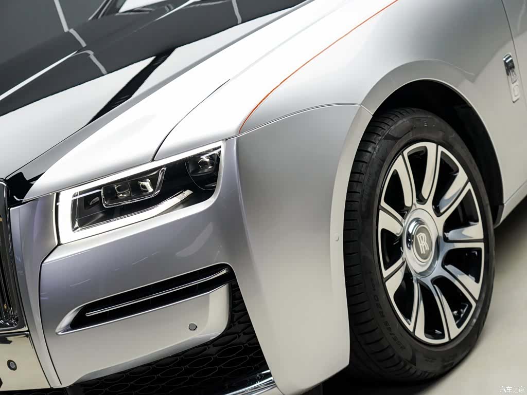 Rolls-Royce Ghost, 2023 26