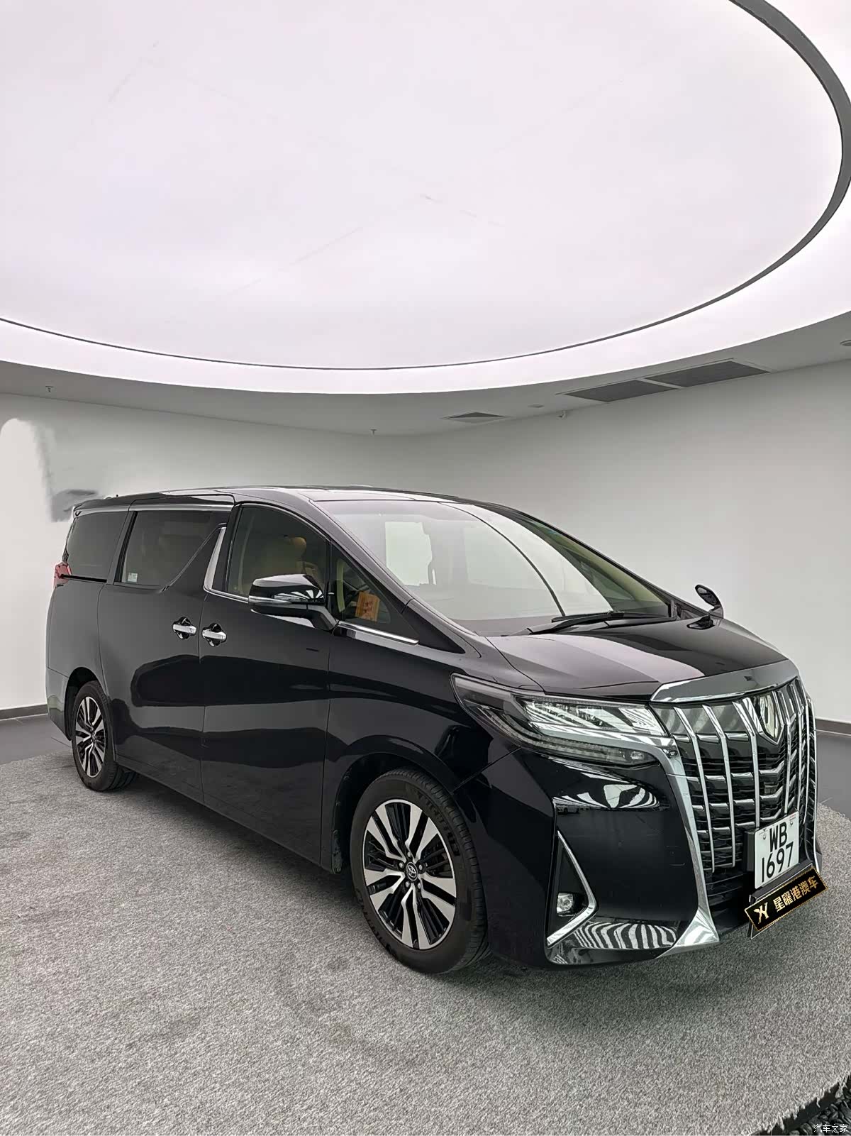Toyota Alphard, 2019 2