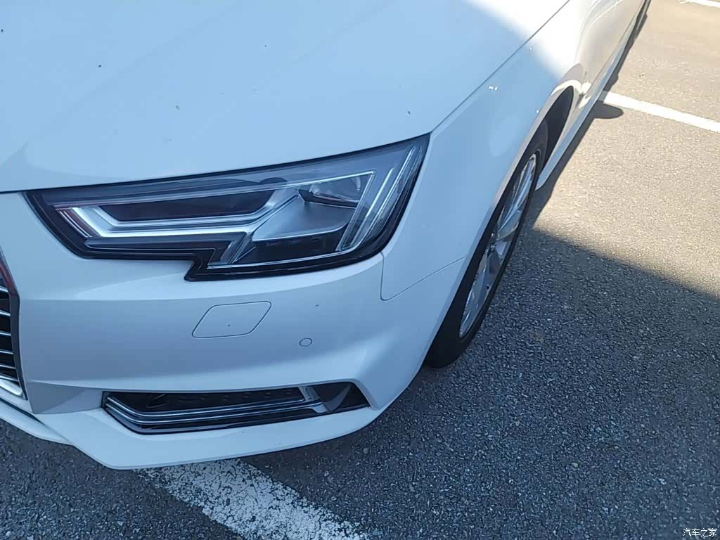 Audi A4L, 2020 24